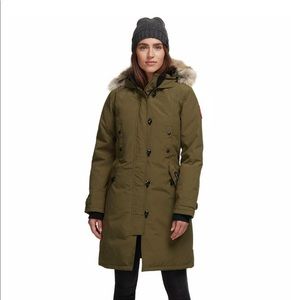 CANADA GOOSE KENSINGTON PARKA 🤩